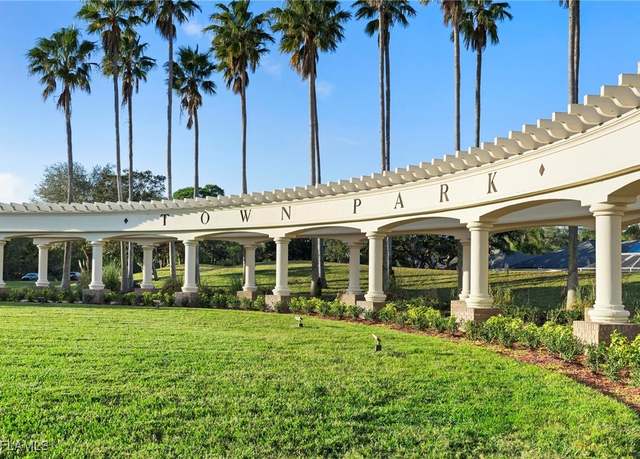 Property at 1694 Town Park Dr, Port Orange, FL 32129, 3 beds, 2 baths