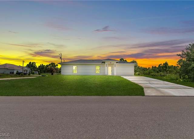 Property at 101 W 9th St, Lehigh Acres, FL 33972, 3 beds, 2 baths