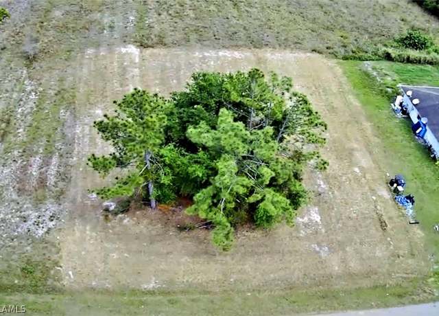 Property at 4520-4522 24th St SW, Lehigh Acres, FL 33973