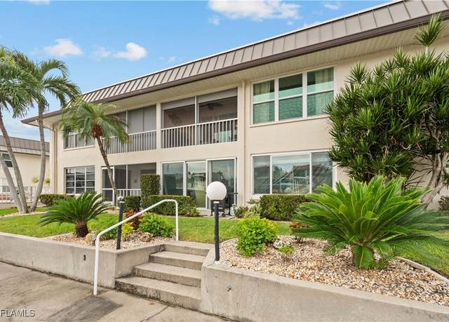 Property at 4211 SE 19th Pl Unit 2E, Cape Coral, FL 33904, 2 beds, 2 baths