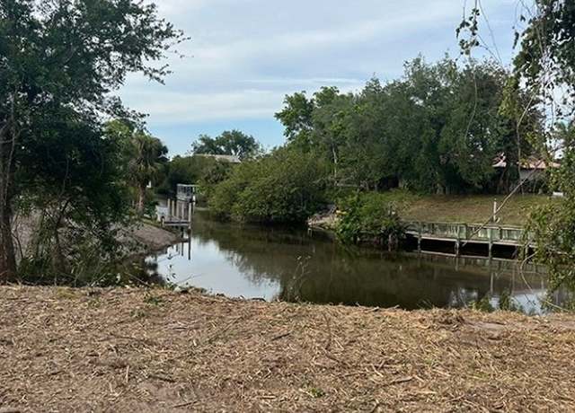 Property at 20565 Casaly Dr, Alva, FL 33920