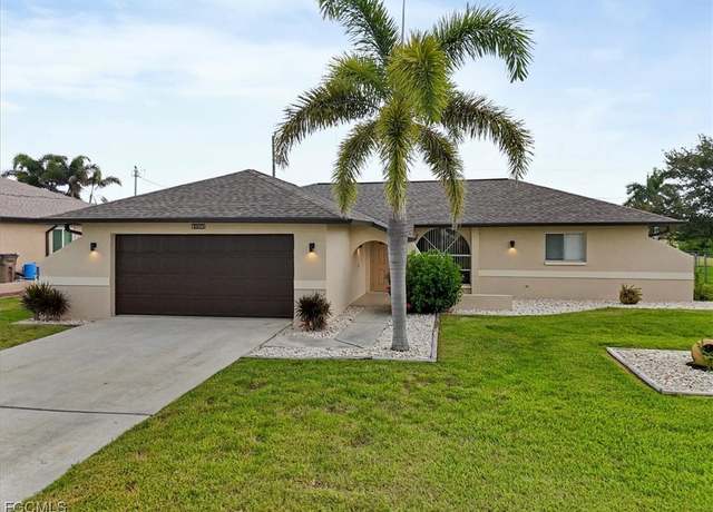 Property at 1005 SW 36th Ter, Cape Coral, FL 33914, 3 beds, 2 baths