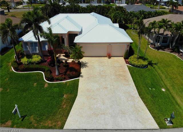 Property at 5302 SW 27th Pl, Cape Coral, FL 33914, 3 beds, 3 baths