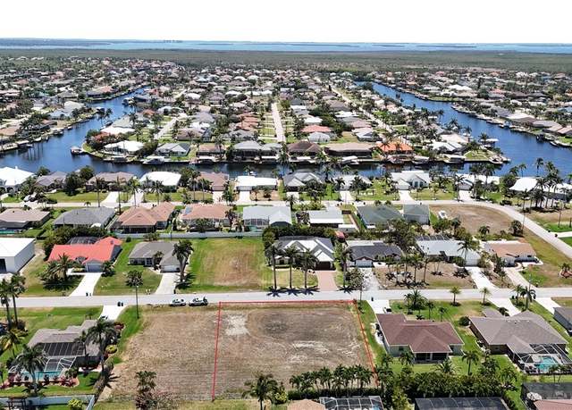 Property at 2315 SW 50th Ln, Cape Coral, FL 33914