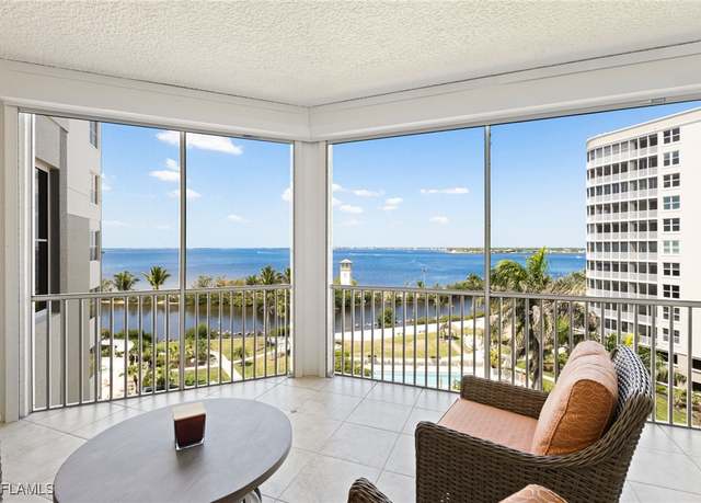 Property at 14270 Royal Harbour Ct #620, Fort Myers, FL 33908, 3 beds, 3.5 baths