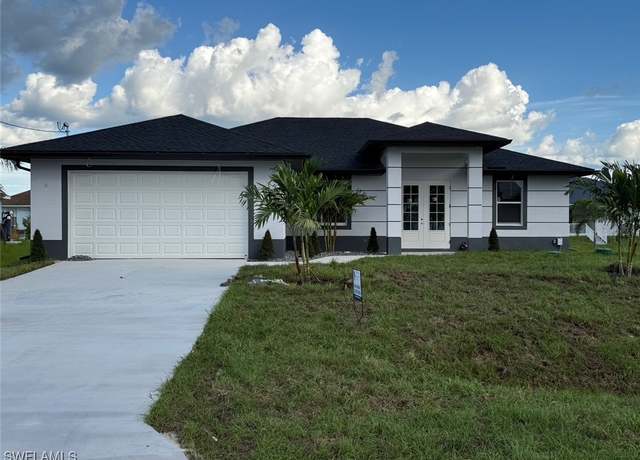 Property at 172 Pembroke St, Lehigh Acres, FL 33974, 4 beds, 3 baths