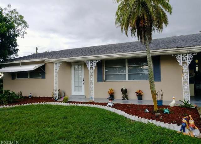 Property at 312 Grovewood Ave S, Lehigh Acres, FL 33936, 2 beds, 2 baths