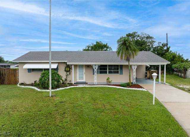 Property at 312 Grovewood Ave S, Lehigh Acres, FL 33936, 2 beds, 2 baths