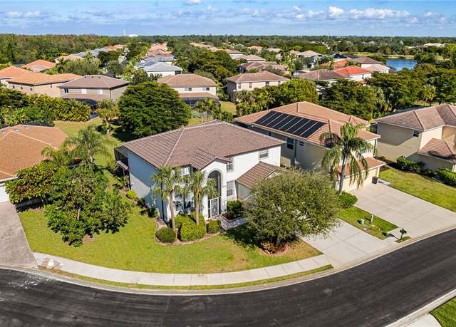 Property at 12379 Muddy Creek Ln, Fort Myers, FL 33913, 3 beds, 3 baths