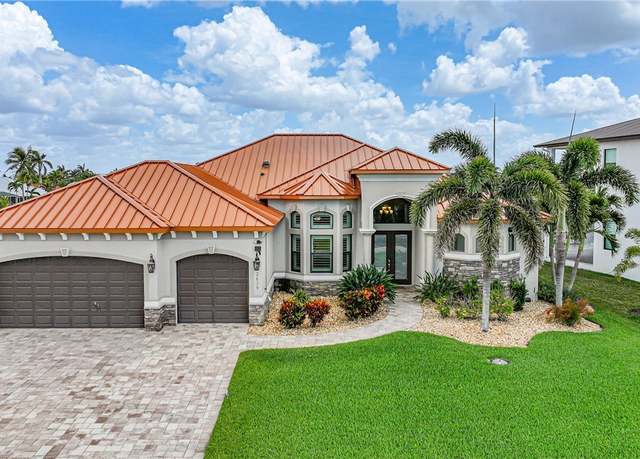 Property at 2639 SW 29th Ave, Cape Coral, FL 33914, 3 beds, 3 baths