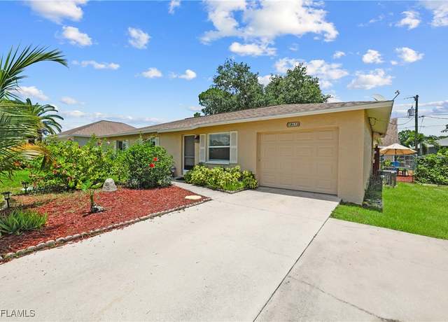 Property at 18613 Winter Haven Rd, Fort Myers, FL 33967, 4 beds, 3 baths