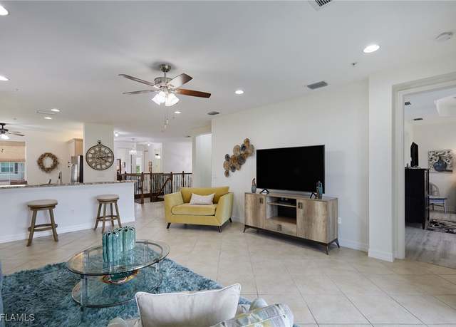 Property at 6537 Monterey Pt #202, Naples, FL 34105, 3 beds, 2.5 baths
