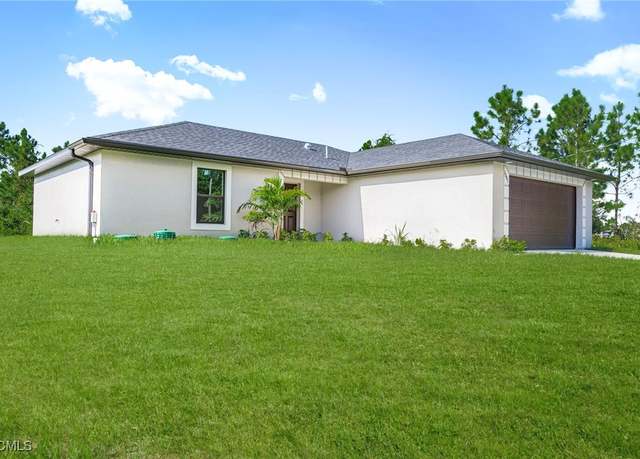 Property at 3007 53rd St W, Lehigh Acres, FL 33971, 3 beds, 2 baths
