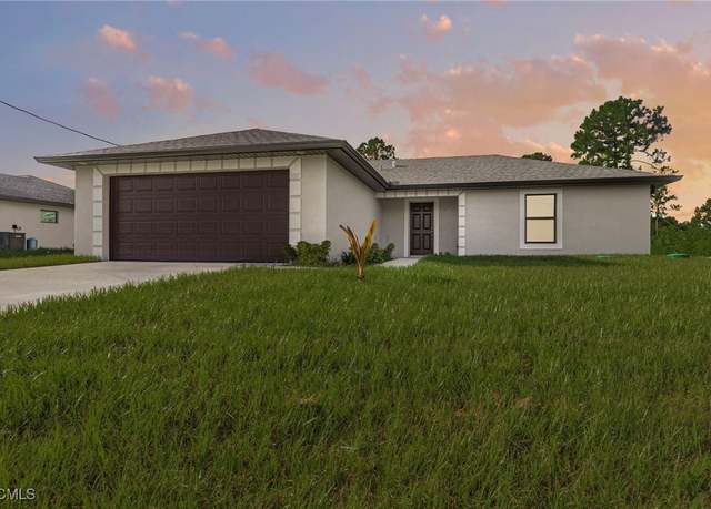 Property at 3007 53rd St W, Lehigh Acres, FL 33971, 3 beds, 2 baths