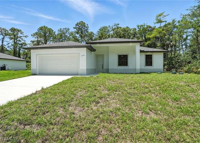 Property at 1002 E 17th St, Lehigh Acres, FL 33972, 4 beds, 3 baths