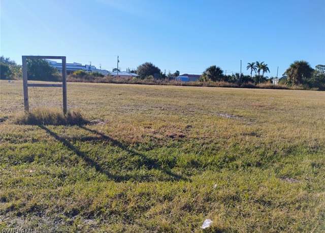 Property at 3620 NE 17th Pl, Cape Coral, FL 33909