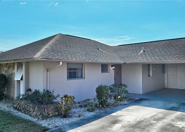 Property at 261 Briar Ct, Lehigh Acres, FL 33936, 2 beds, 1 bath