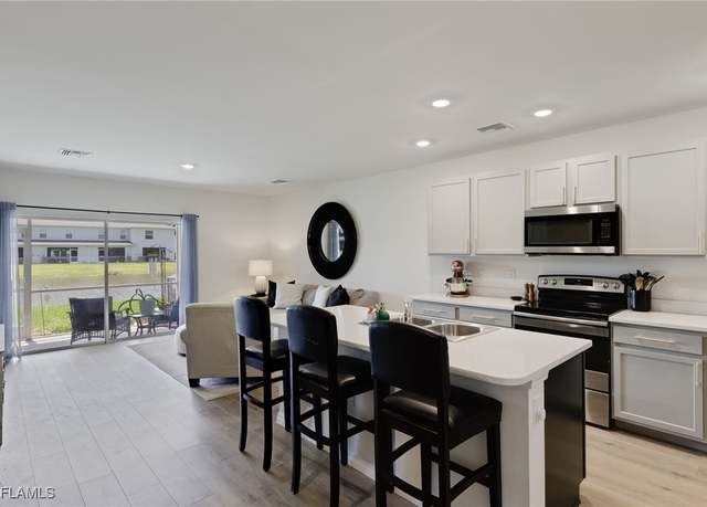 Property at 15338 Wildflower Cir, Naples, FL 34119, 3 beds, 2.5 baths