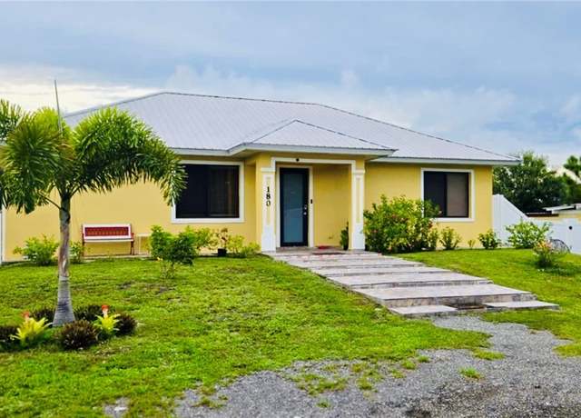 Property at 180 N Hacienda St, Clewiston, FL 33440, 3 beds, 2 baths