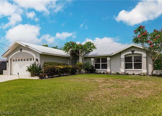 Property at 330 Bamboo Dr, North Fort Myers, FL 33917, 3 beds, 2 baths