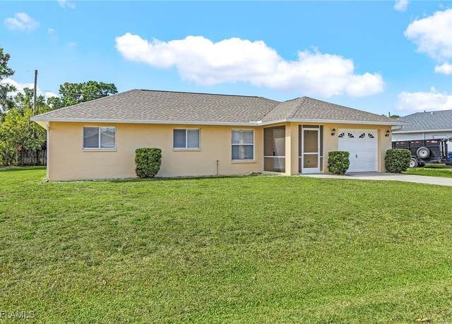Property at 14005 Marquette Blvd, Fort Myers, FL 33905, 3 beds, 2 baths