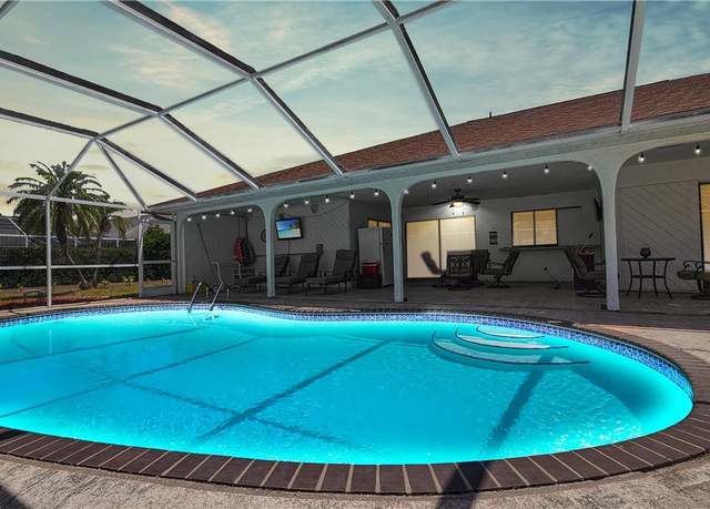 Property at 511 Broadway Ave, Lehigh Acres, FL 33972, 3 beds, 2 baths