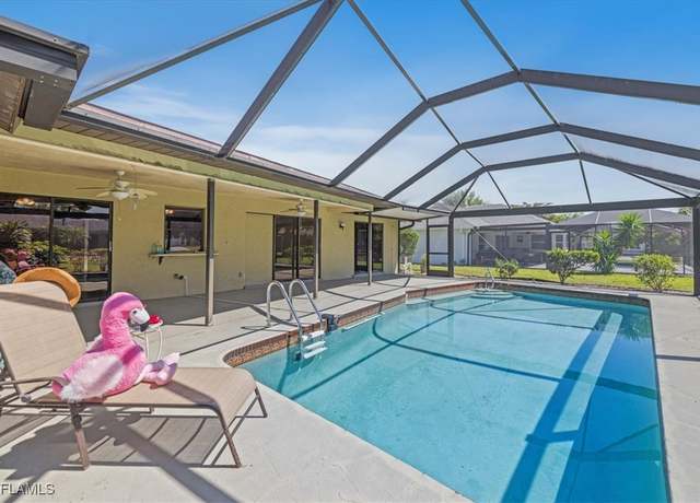 Property at 2220 SE 2nd Ter, Cape Coral, FL 33990, 3 beds, 2 baths