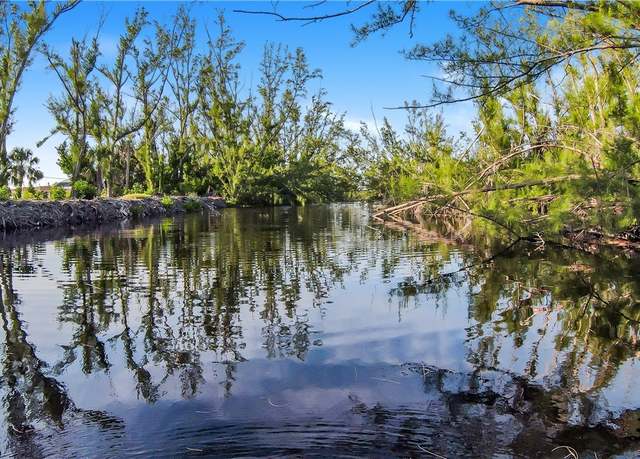 Property at 3651 Crestwell Ct, St. James City, FL 33956