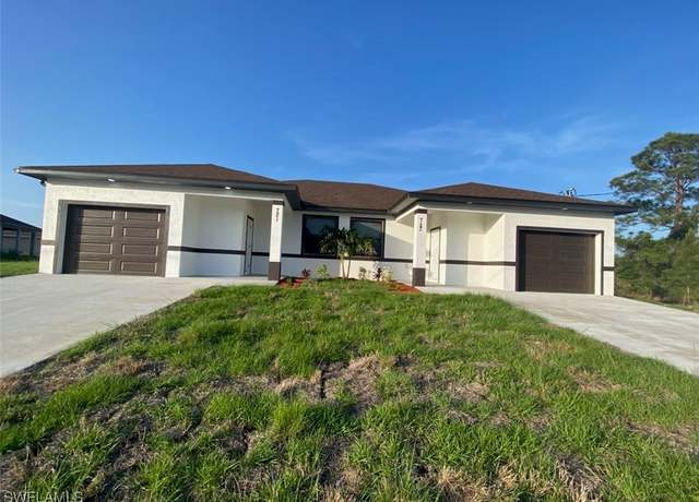 Property at 721-723 Circle Dr, Lehigh Acres, FL 33973, 6 beds, 4 baths