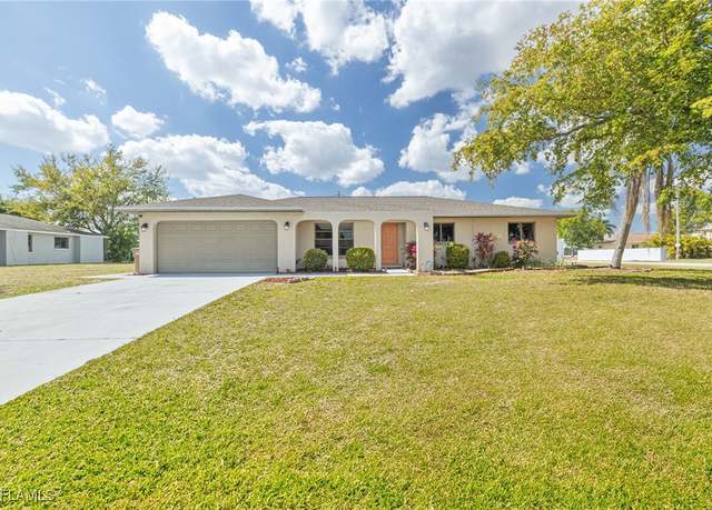 Property at 1628 Country Club Blvd, Cape Coral, FL 33990, 4 beds, 2 baths