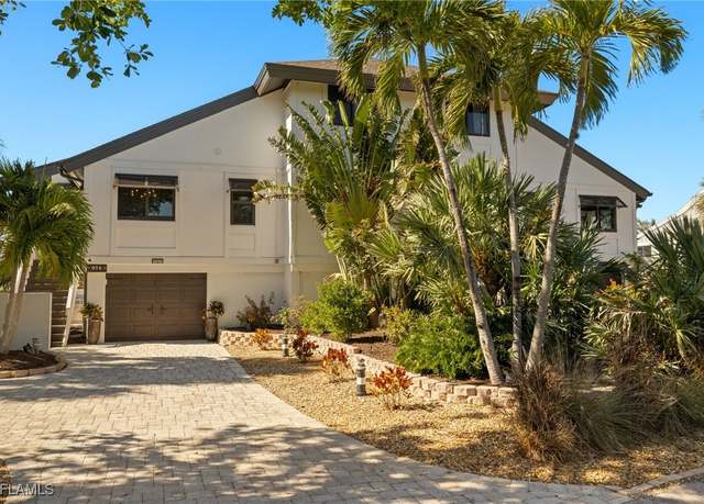 Property at 974 Greenwood Ct S, Sanibel, FL 33957, 3 beds, 2.5 baths