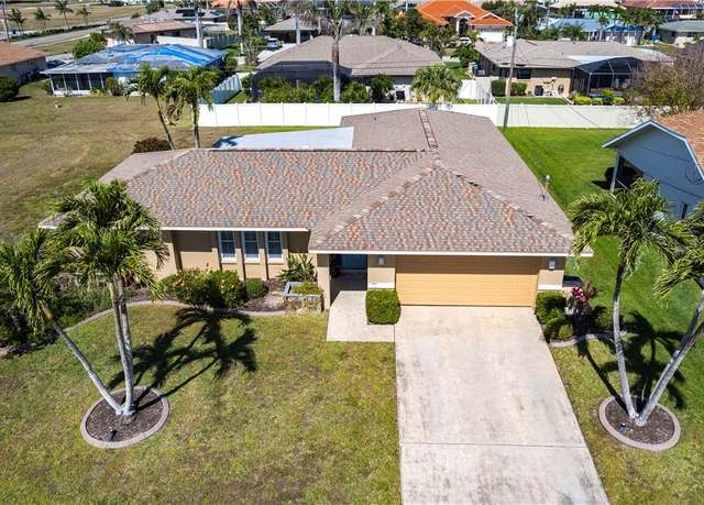 Property at 1529 SW 52nd Ln, Cape Coral, FL 33914, 3 beds, 2 baths