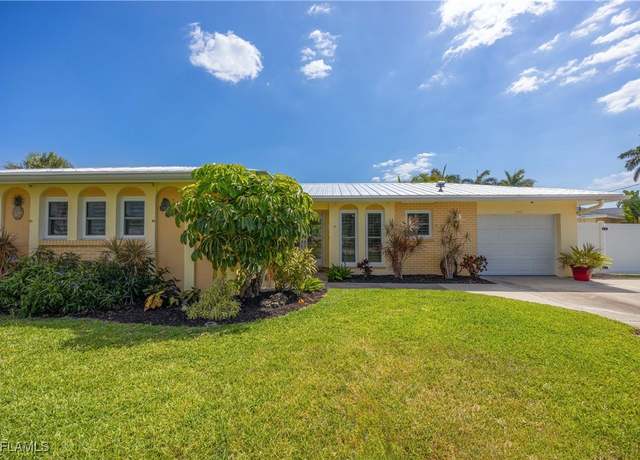 Property at 1448 Willshire Ct, Cape Coral, FL 33904, 3 beds, 3 baths