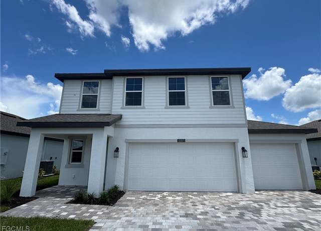 Property at 237 Moonlit Lake Trl, Lehigh Acres, FL 33974, 5 beds, 2.5 baths