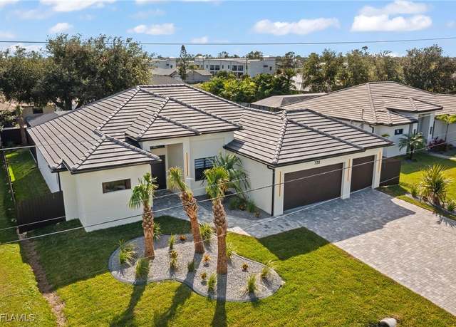 Property at 728 SW 8th Ter, Cape Coral, FL 33991, 4 beds, 3 baths