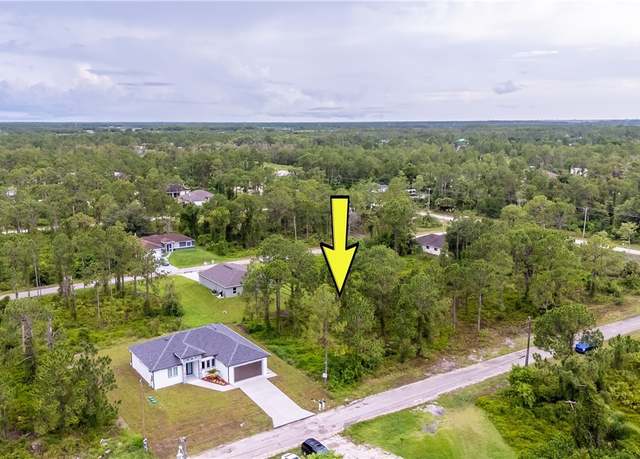 Property at 714 Newell St E, Lehigh Acres, FL 33974