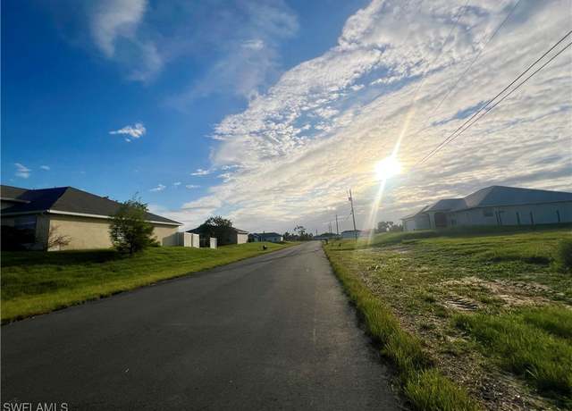 Property at 614 NE 12th St, Cape Coral, FL 33909
