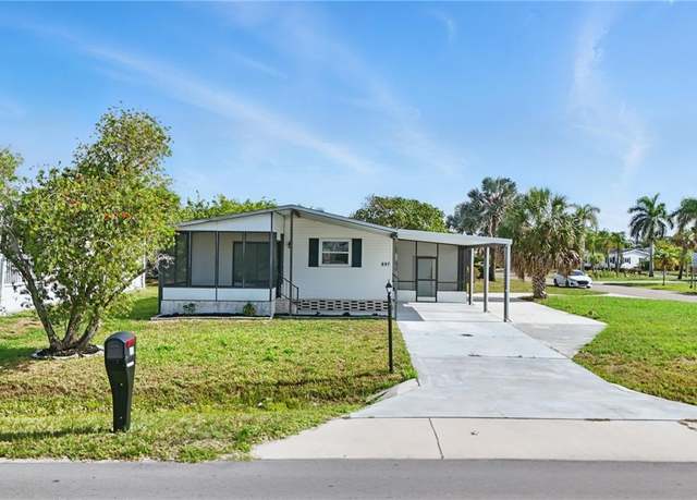 Property at 897 Manatee Rd, Naples, FL 34114, 2 beds, 2 baths