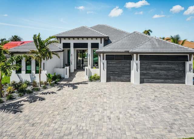 Property at 2718 Gleason Pkwy, Cape Coral, FL 33914, 3 beds, 4 baths