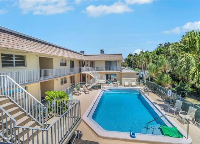 Property at 4931 Vincennes Ct #9, Cape Coral, FL 33904, 2 beds, 2 baths