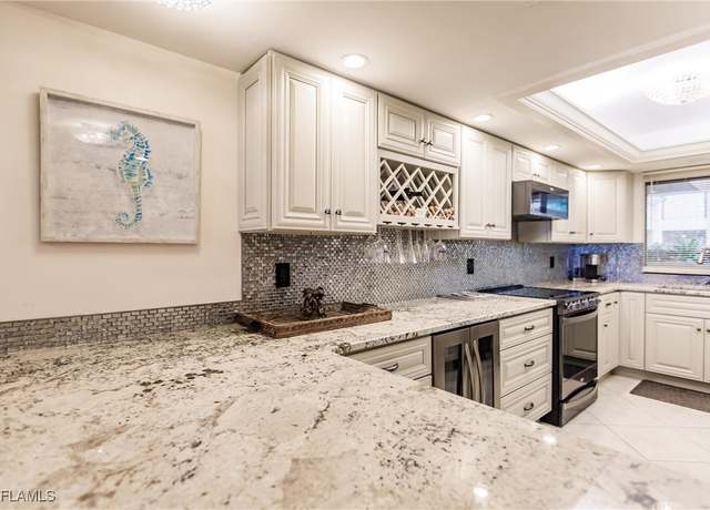 Property at 5260 S Landings Dr #902, Fort Myers, FL 33919, 2 beds, 2 baths