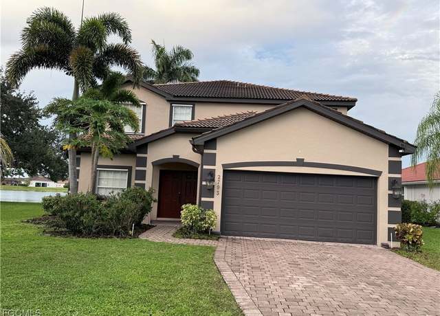 Property at 2793 Amberwood Ct, Naples, FL 34120, 5 beds, 3.5 baths