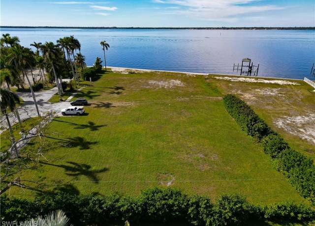 Property at 1301 Poinciana Ave, Fort Myers, FL 33901