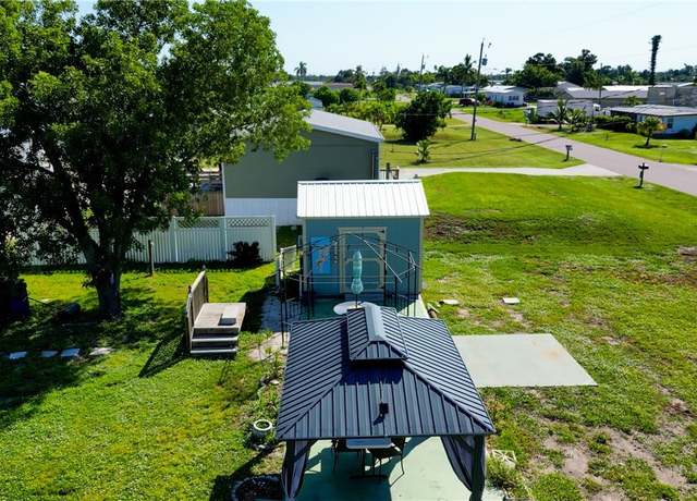 Property at 5008 Sandpiper Dr, St James City, FL 33956
