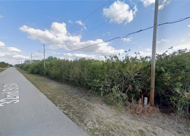 Property at 3117 32nd St SW, Lehigh Acres, FL 33976