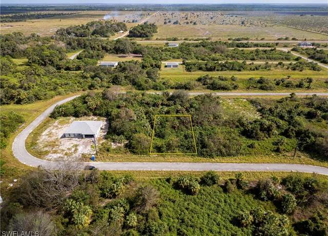 Property at 321 Phoenix Ter, Labelle, FL 33935