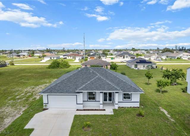 Property at 2020 NE Juanita Pl, Cape Coral, FL 33909, 3 beds, 2.5 baths