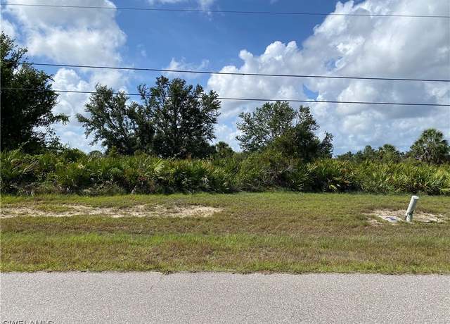 Property at 306 Baytree Dr, Rotonda West, FL 33947