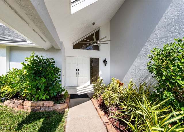Property at 1416 SE 11th Pl, Cape Coral, FL 33990, 4 beds, 2 baths