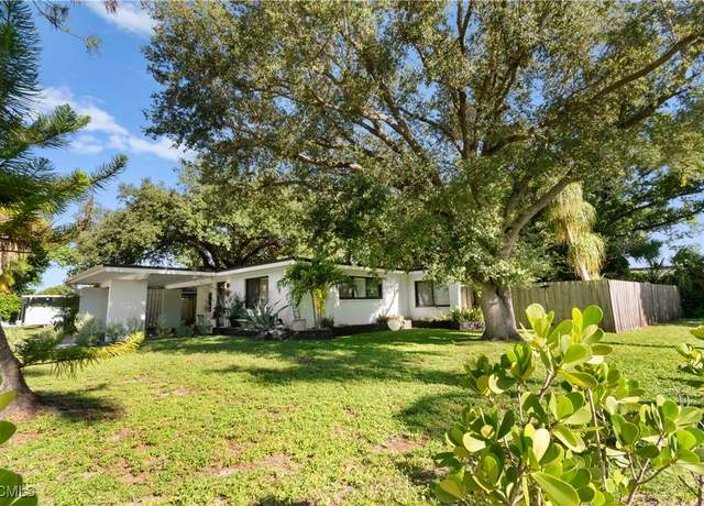 Property at 1373 Morningside Dr, Fort Myers, FL 33901, 3 beds, 2 baths